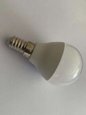 Iluminação exterior LED de poupança de energia com material de alumínio de dissipação de calor alargado e faixa de tensão de 100-305V